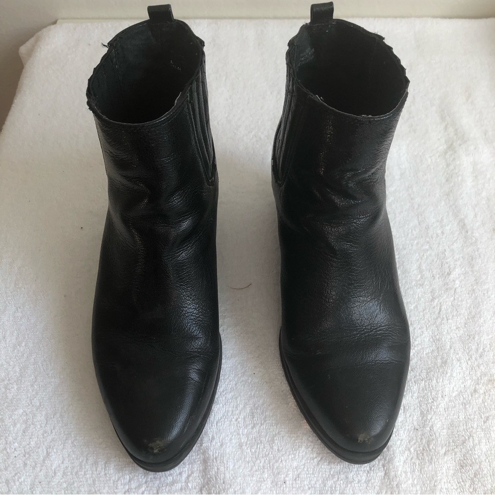Ellen Tracy terrace leather black size 7 1/2 boots